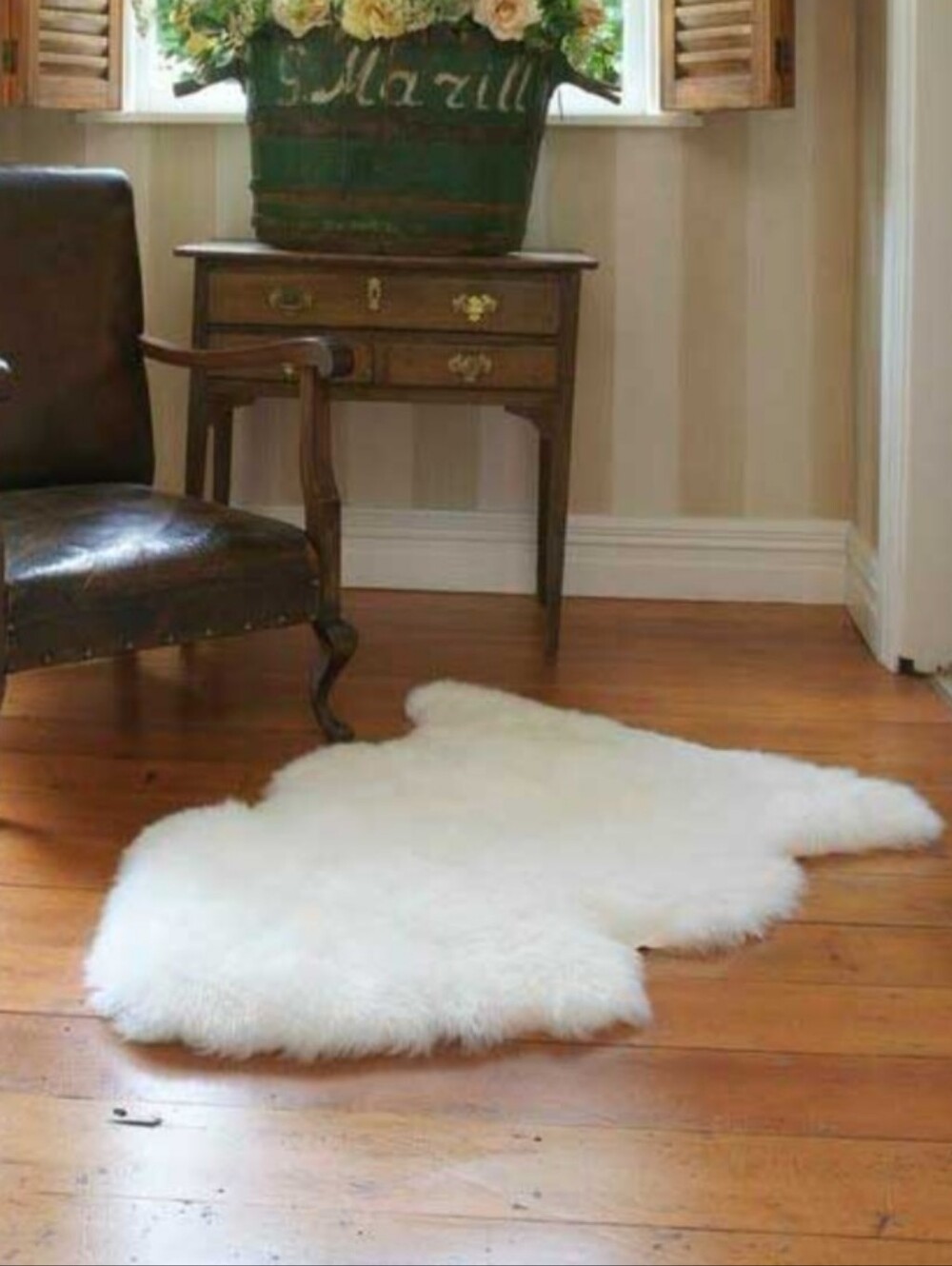 SHEEPSKIN PURE NEW WOOL PILE Fuzzy Throw Rug